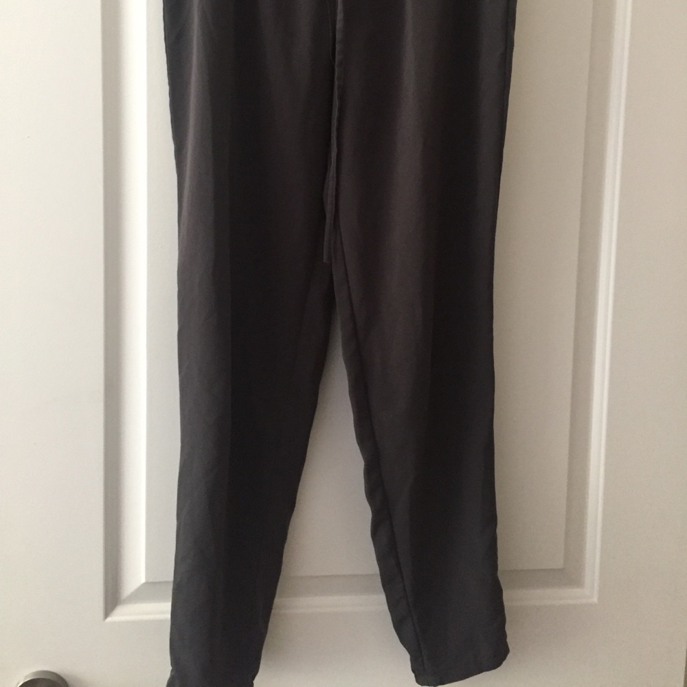 Gray joggers (Size M)